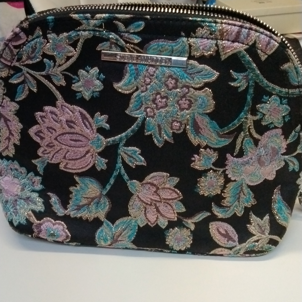 Steve Madden Black Floral Crossbody  Purse